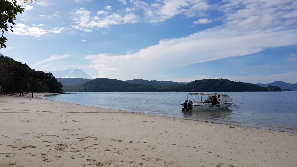 Bigfin Beach Resort Kota Belud Экстерьер фото